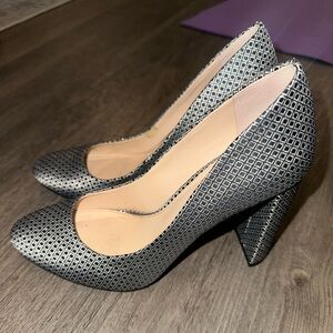 Vince Camuto Silver High Heel Pumps For Women Size 6.5 Gently Used